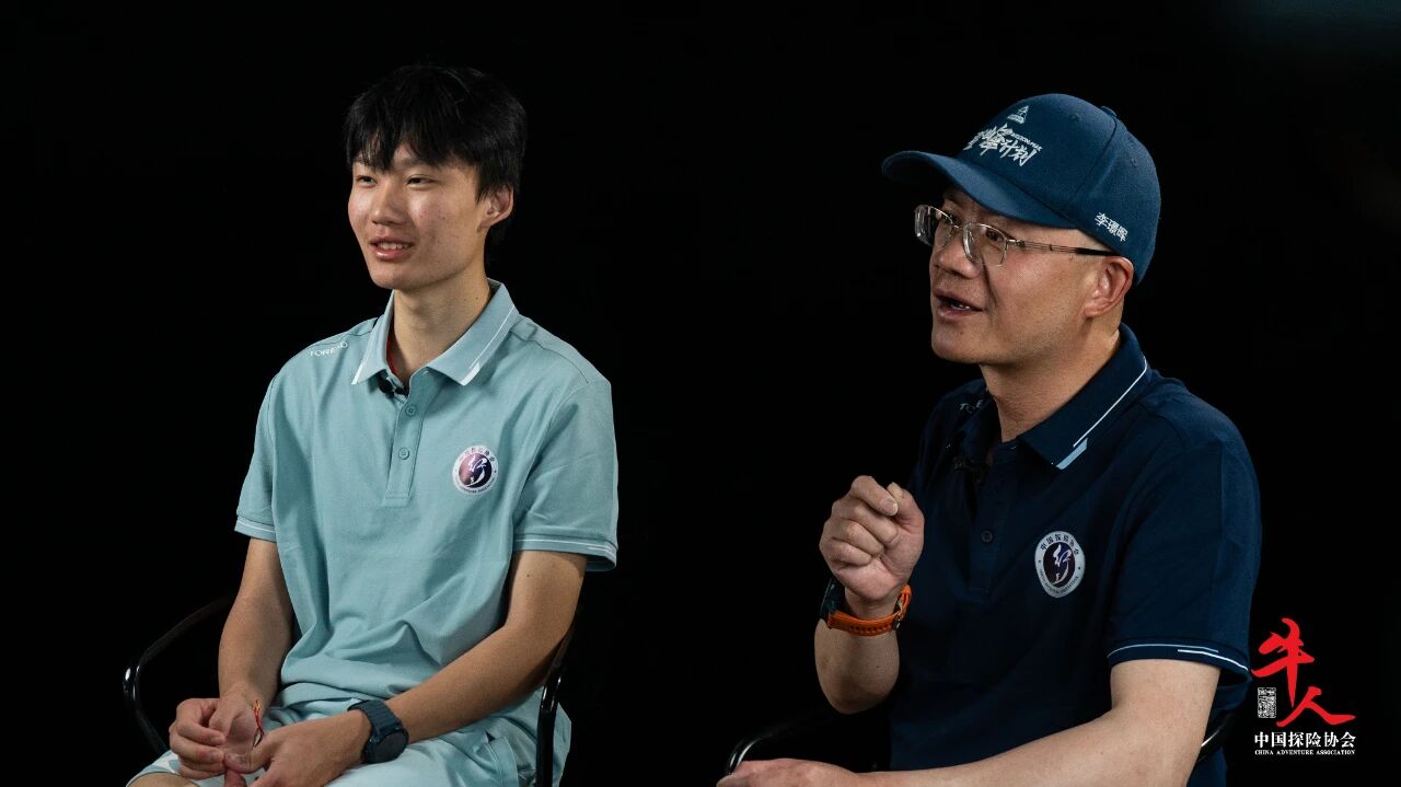 牛人|李璟晖&李浩榕：17岁站上世界之巅，是用命拼高考捷径吗？